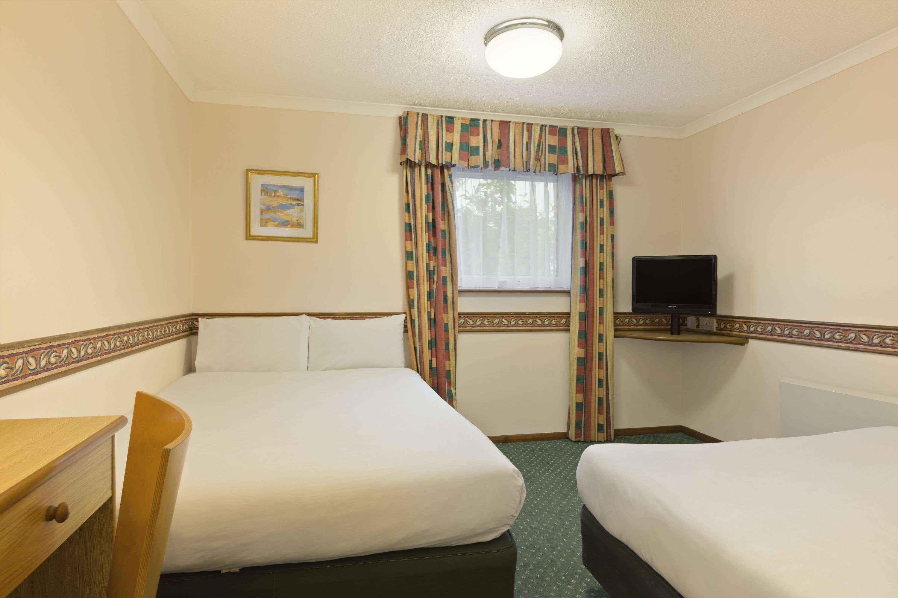 Days Inn Hotel Leicester Extérieur photo