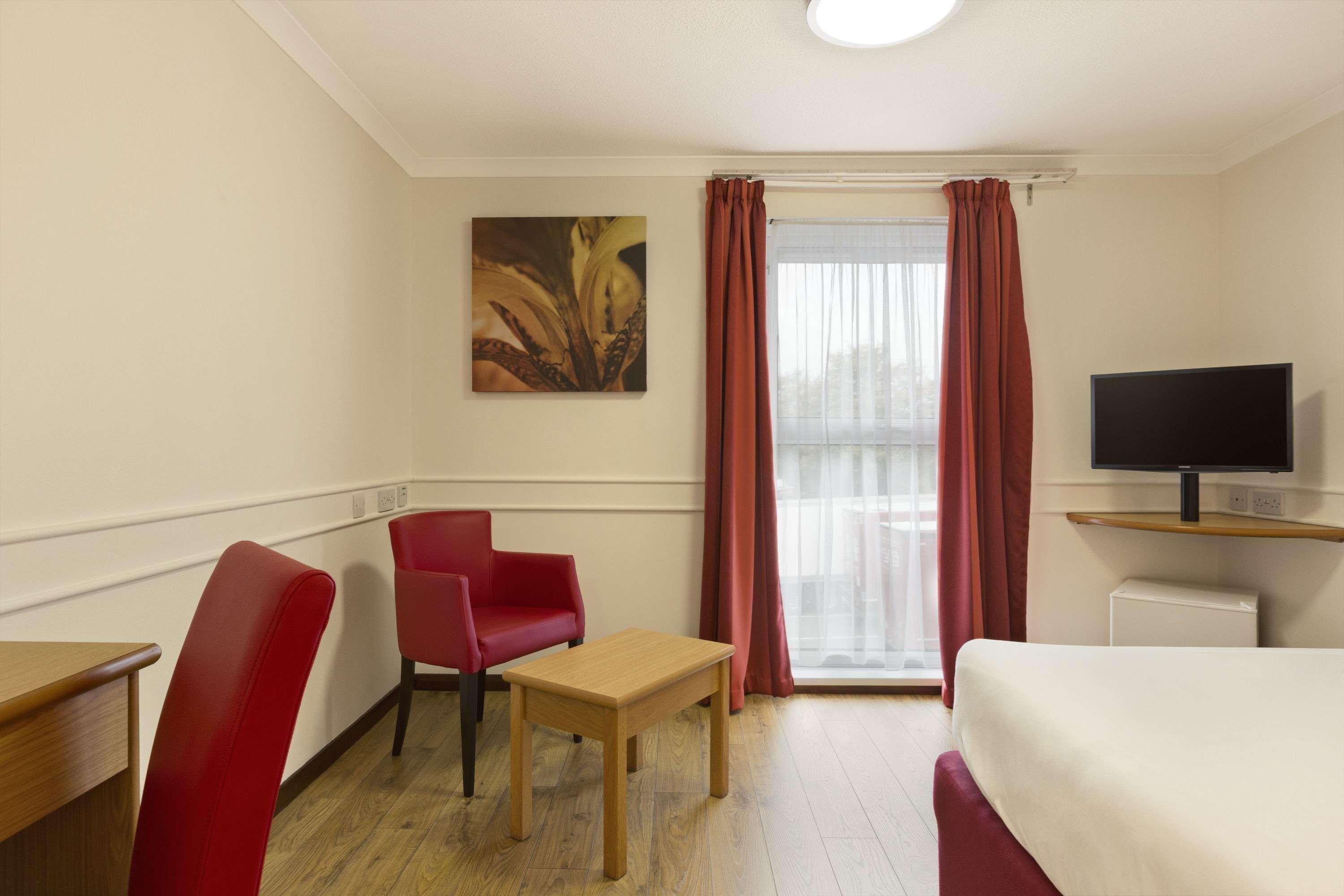 Days Inn Hotel Leicester Extérieur photo