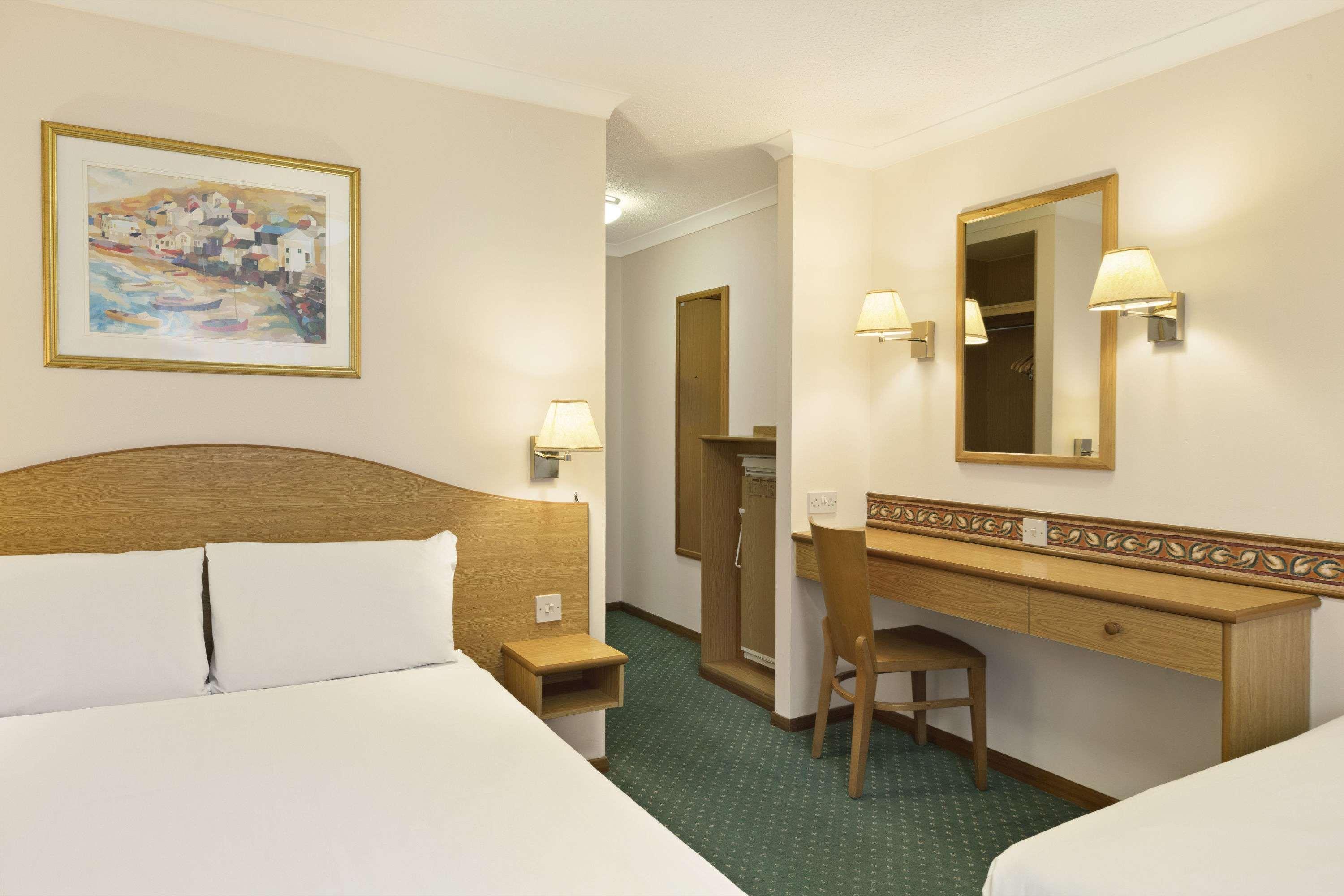 Days Inn Hotel Leicester Extérieur photo