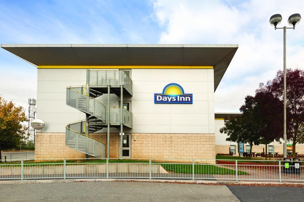 Days Inn Hotel Leicester Extérieur photo